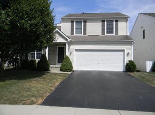8580 Clover Glade Dr, Lewis Center, OH 43035