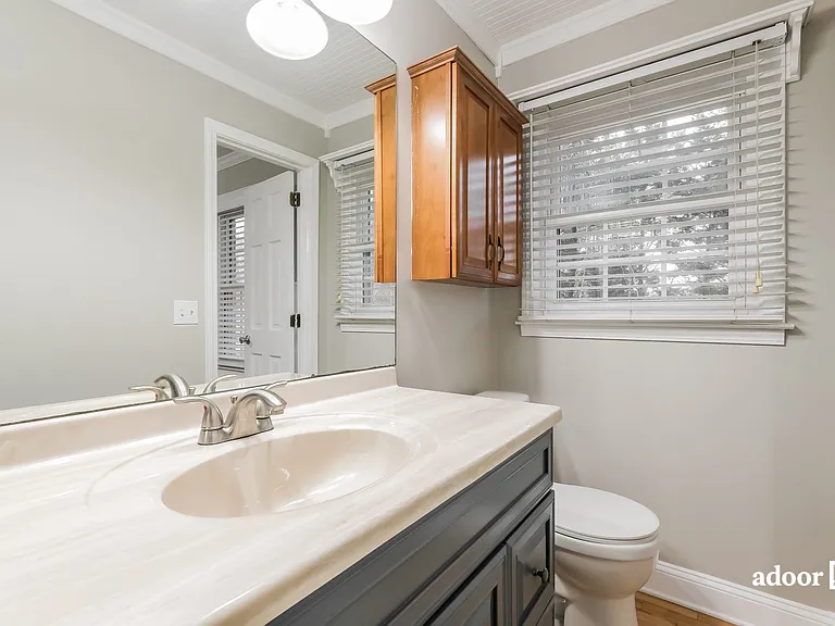 704 Clubhouse Dr SE — Photo 13