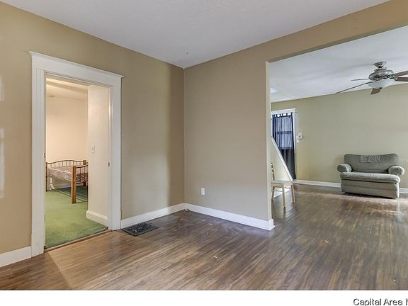 5th image of 1904 S Spring St
