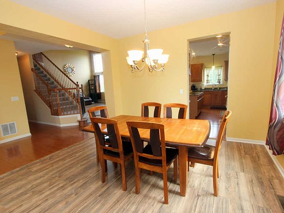 3rd image of 12170 Sinnett St