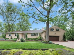 30 Notch Park Rd, Little Falls, NJ 07424