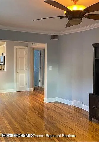 2 bed, 823 sqft, $2,650 — Photo 3