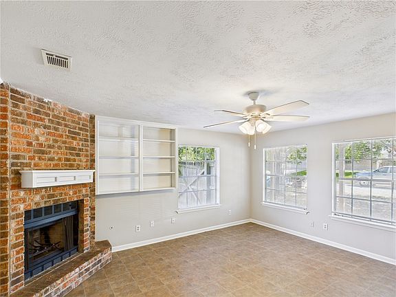 5th image of 3407 Wildrye Dr
