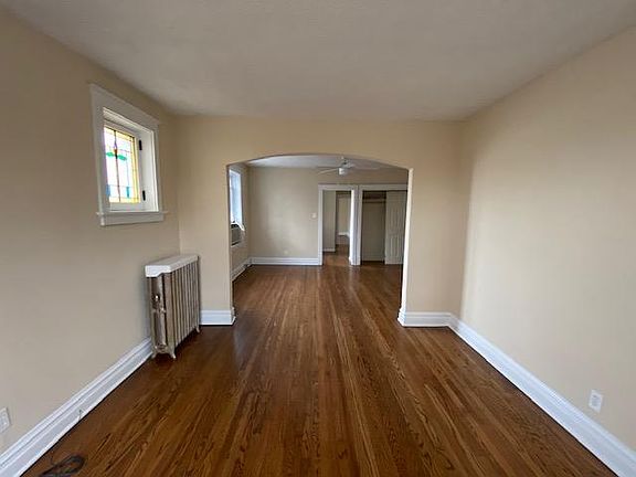 2nd image of 5461 Lisette Ave