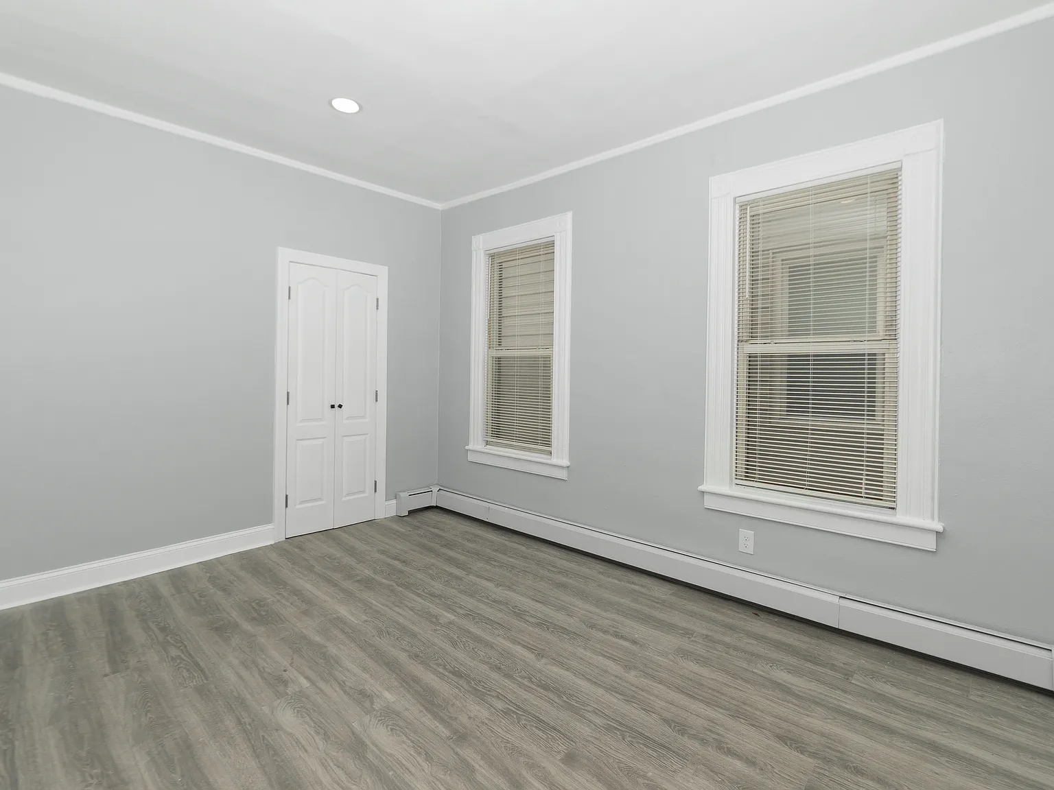 2 bed, $2,500 — Photo 4
