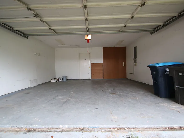 420 Birchwood Ln — Photo 29