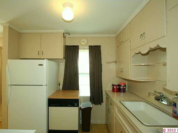 5th image of 1251 N Braden Ave