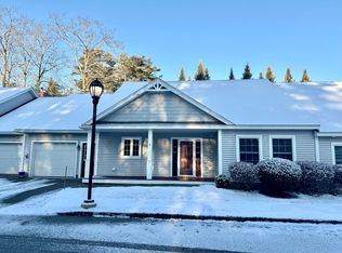4 Whaleboat Ln UNIT 4, Cumberland Center, ME 04021