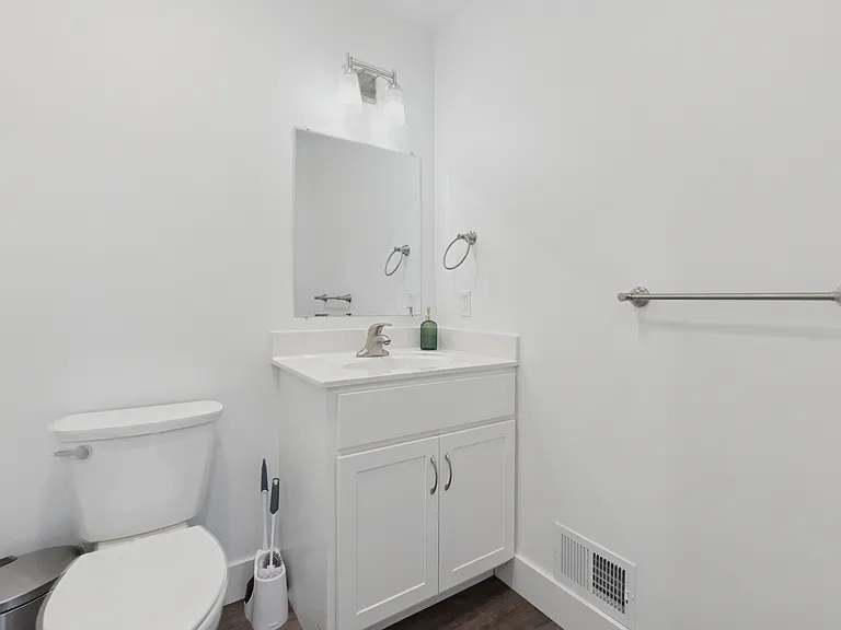 504 W Prospect St #1 — Photo 12