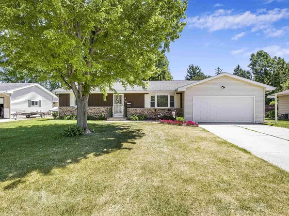 1101 N Water Street, Watertown, WI 53098