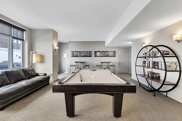 Rented by Compass | media 9