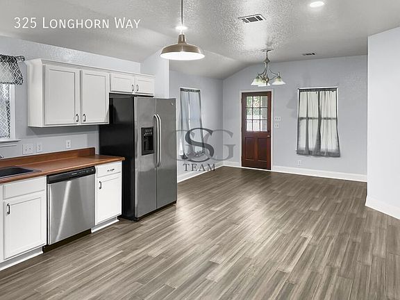 5th image of 325 Longhorn Way