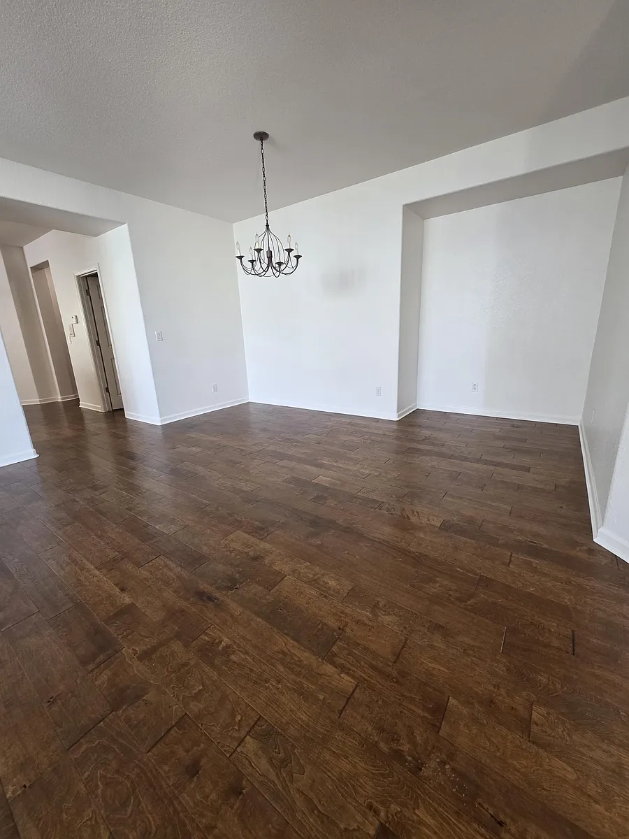 Entry/Dining Room - 2145 Olympic Ave