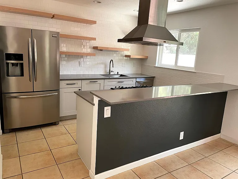 5625 Siboney Loop NE — Photo 5