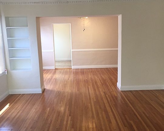 2nd image of 1463 S Beverly Dr