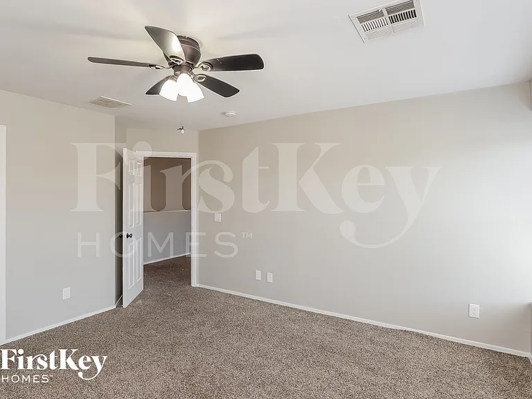 28590 N Obsidian Dr — Photo 14