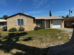 1000 Meredith Dr, Bakersfield, CA 93304