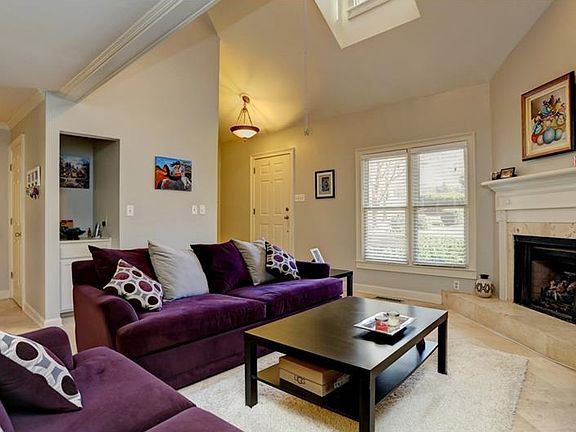 3rd image of 140 Holcomb Ct #140