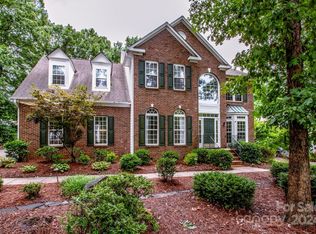 105 Haddington Pl, Mooresville, NC 28115