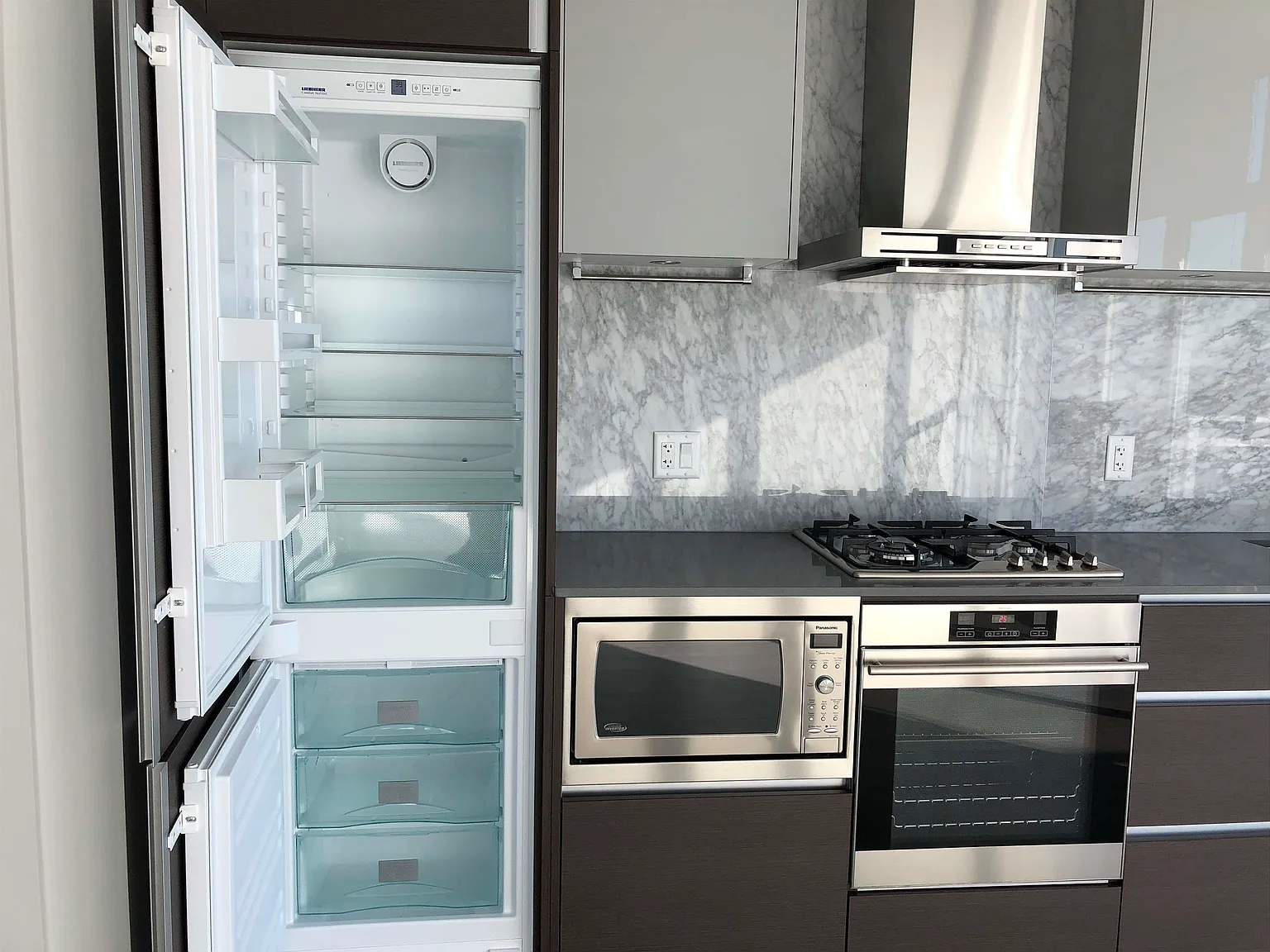 Studio, 551 sqft, $2,250 — Photo 4