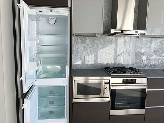 4th image of 4670 Assembly Way #2203