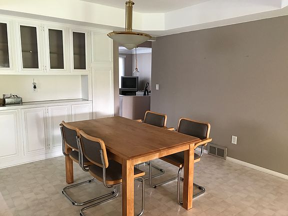 5th image of 35144 Lana Ln