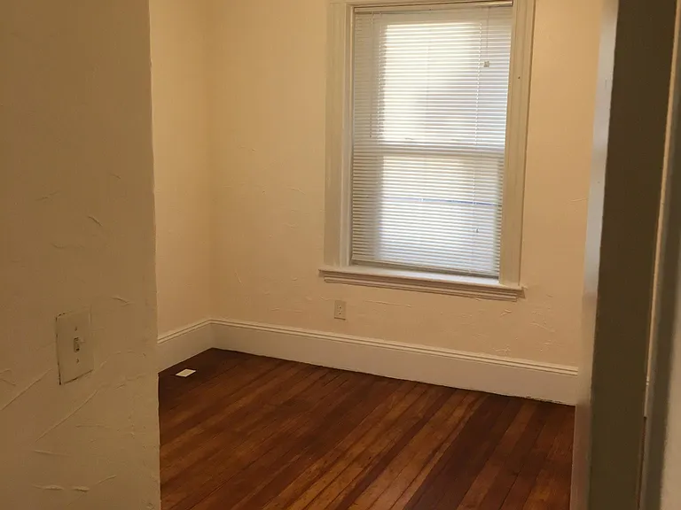 270 Washington St #3R — Photo 7