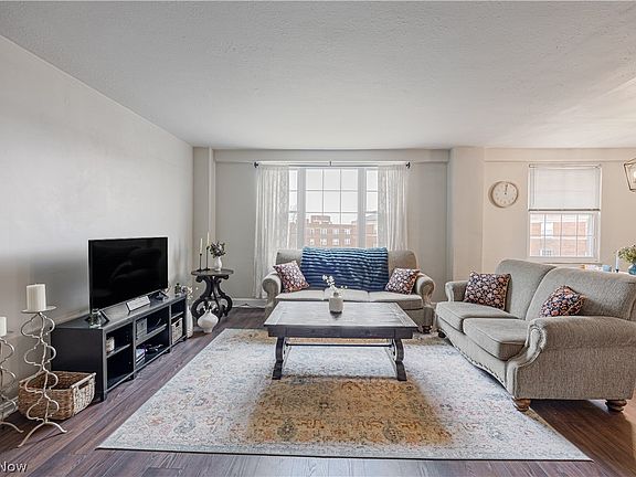 2nd image of 13800 Fairhill Rd APT 509