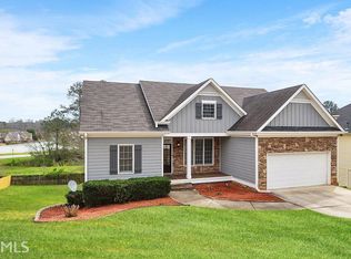 8 Carrington Dr, Cartersville, GA 30120