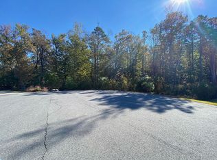 17801 Oak Creek Pl, Little Rock, AR 72223