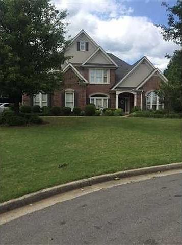 2nd image of 7015 Woodview Way