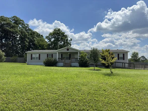 1465 Clyde Kirkland Rd, Douglas, GA 31535