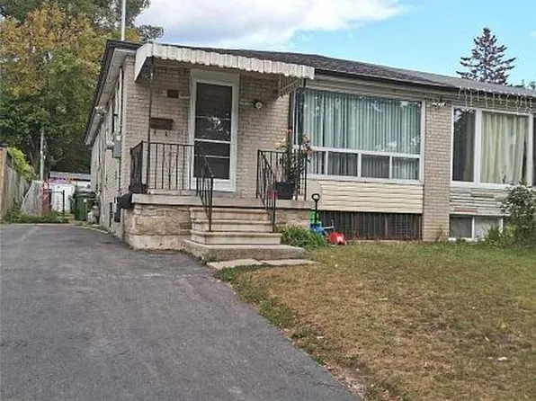 95 Santamonica Blvd, Toronto, ON M1L 4H3