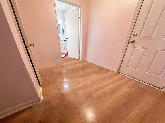 2nd image of 1325 S Broad St Floor 2