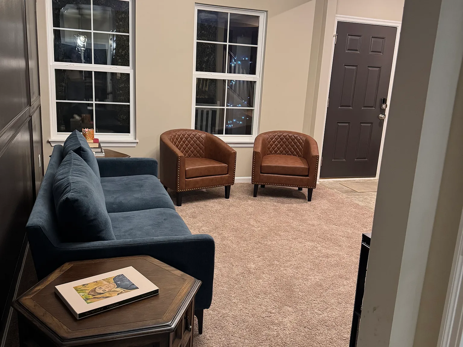 4 bed, 2.5 bath, 3200 sqft, $3,500 — Photo 4