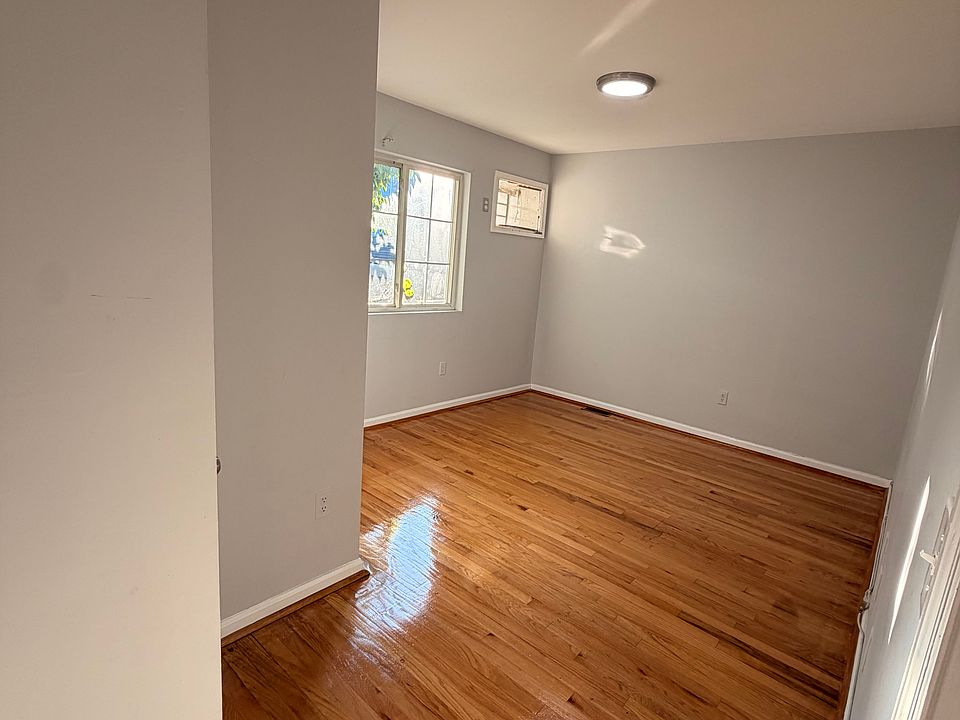 1st image of 2947 Bruner Ave APT 1