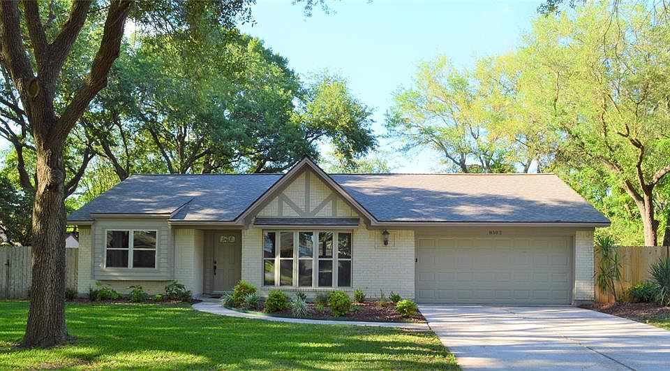 2nd image of 8502 Plantation Dr