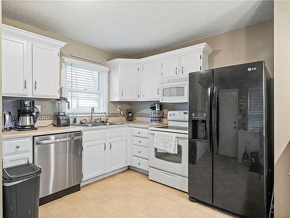 3rd image of 2843 S 26th St