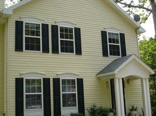 982 Eagle Point, Lusby, MD 20657