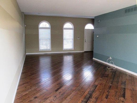 2nd image of 17134 Cambury Ln