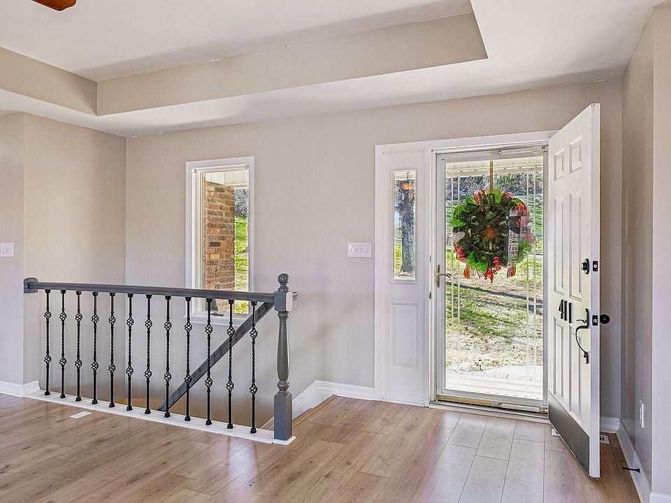 13th image of this home