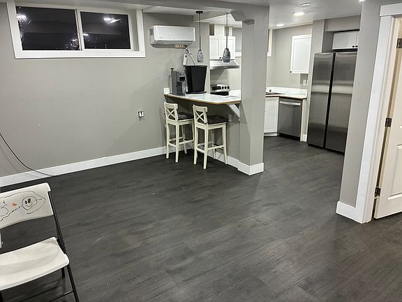 3rd image of 2400 Lincoln Ave APT 1