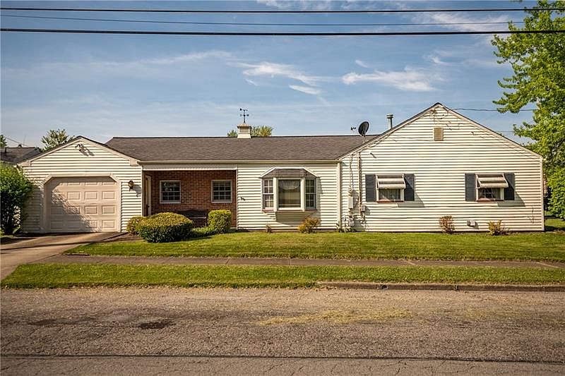 631 Carnegie Ave, Sharon, PA 16146 Zillow