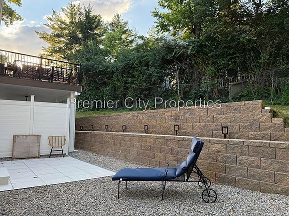 5th image of 240 McGregor Ave #1