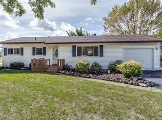3 Asia Cir, Rochester, NY 14623