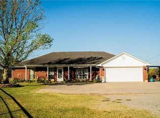 1203 Magnolia Ave, Wister, OK 74966
