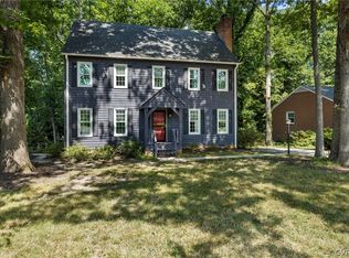 8718 Privet Dr, North Chesterfield, VA 23237
