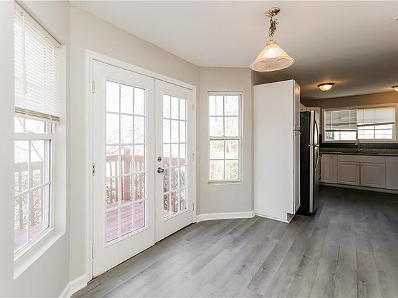 5th image of 1910 Old Rex Morrow Rd