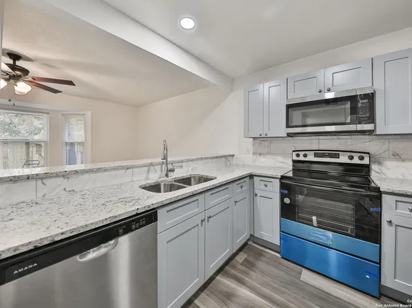 5333 Callaghan Rd, San Antonio, TX 78228