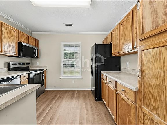 3rd image of 73 W Morningside Dr